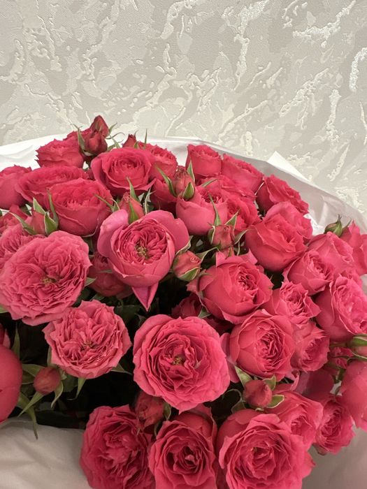 Продаю букет куставых роз