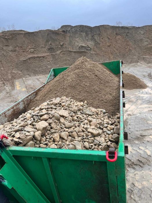 Transport basculabil - nisip, piatra, moloz, ASFALT FREZAT / Criblura
