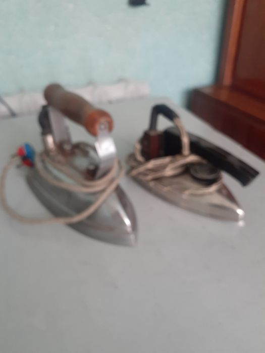 Продаётся Советские утюги