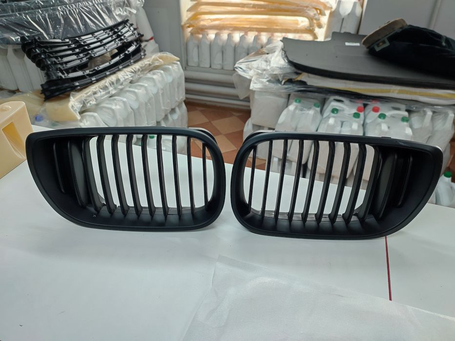 Решотки BMW E46 рестайлинг черные