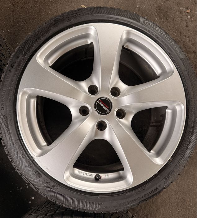 Лети Джанти BORBET със Зимни Гуми 5×120 ET45 18 цола