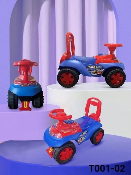 Толокар музыкальный со спинкой и багажником.