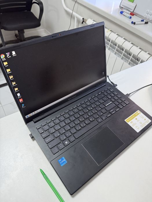 ASUS VIVOBOOK, Мощный ноутбук, игры все тянет