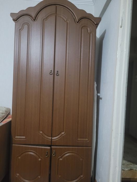 Продам плательный шкаф