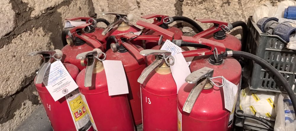 Продам огнетушители оп-4 оп-3