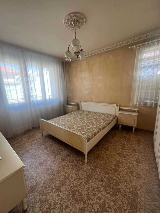 Просторен апартамент под наем в Хасково — 120 кв.м, бул. Илинден