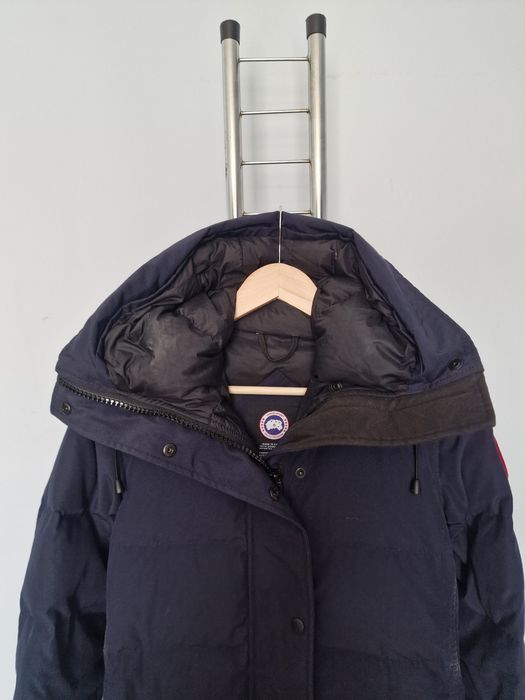 Страхотно дамско зимно яке парка CANADA GOOSE размер S / XS