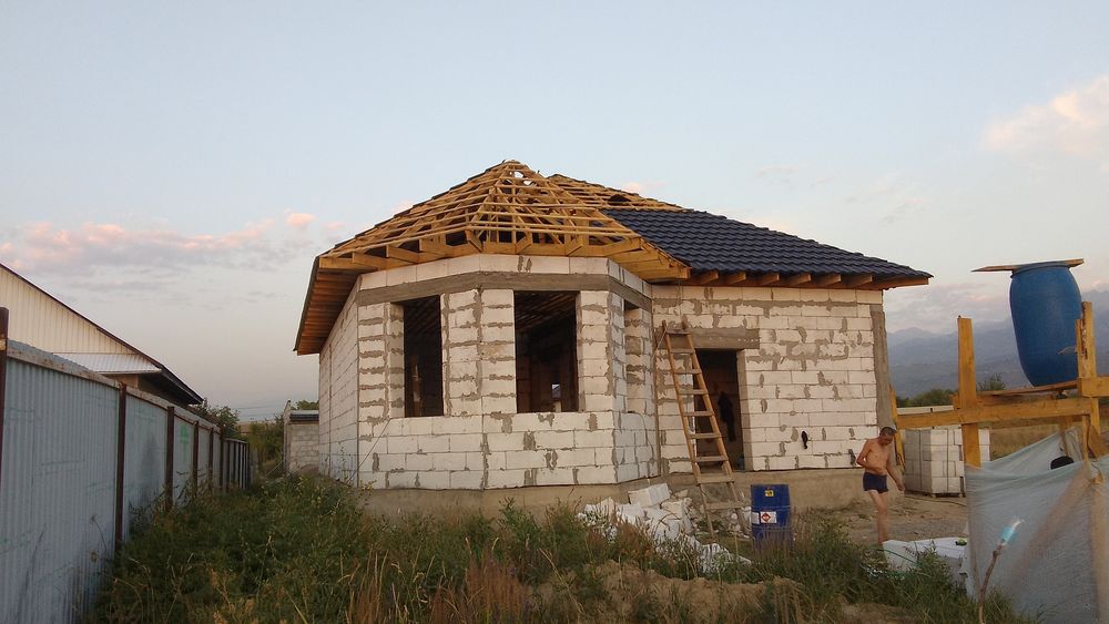 Страйтелный брйгада