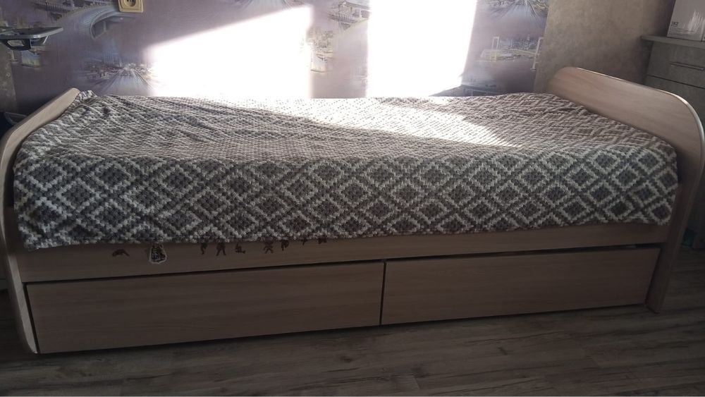 Продам  2 детских провати