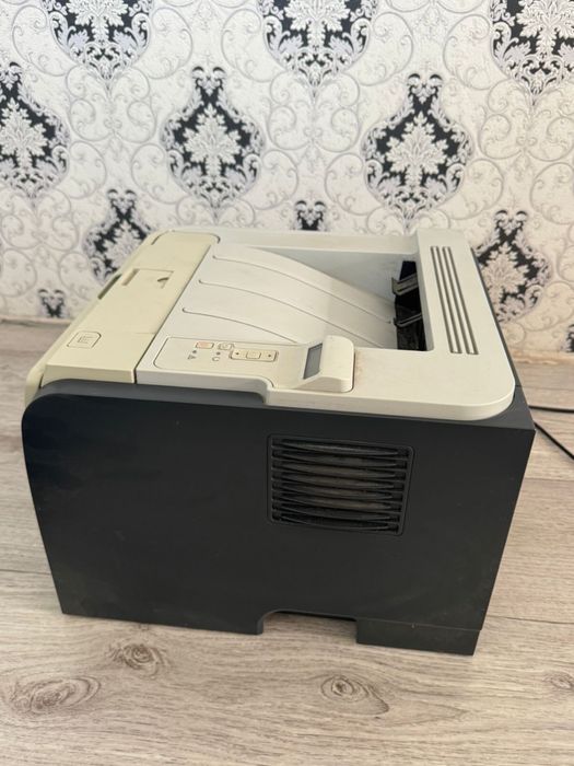 Принтер HP laserjet p2055dn