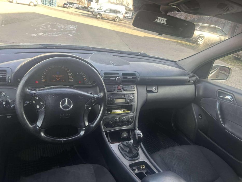 Vând/schimb Mercedes-Benz