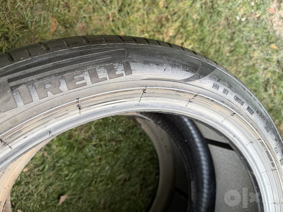 Pirelli P Zero 315/35/21. P Zero 275/40/21.