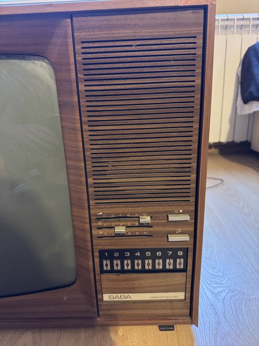 Продавам винтидж немски телевизор SABA T 258, 15 инча/38см./