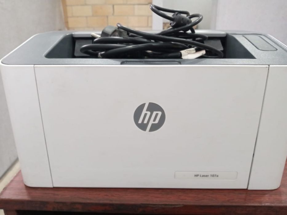 Продам принтер черно белый