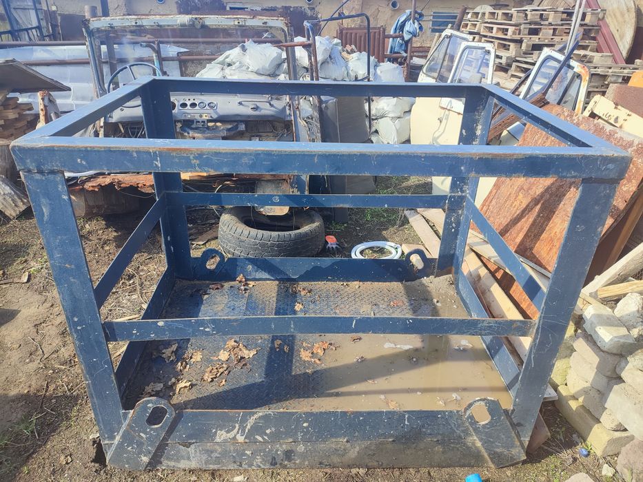 Строительная люлька.