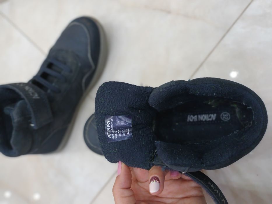 Обувки и боти за момче