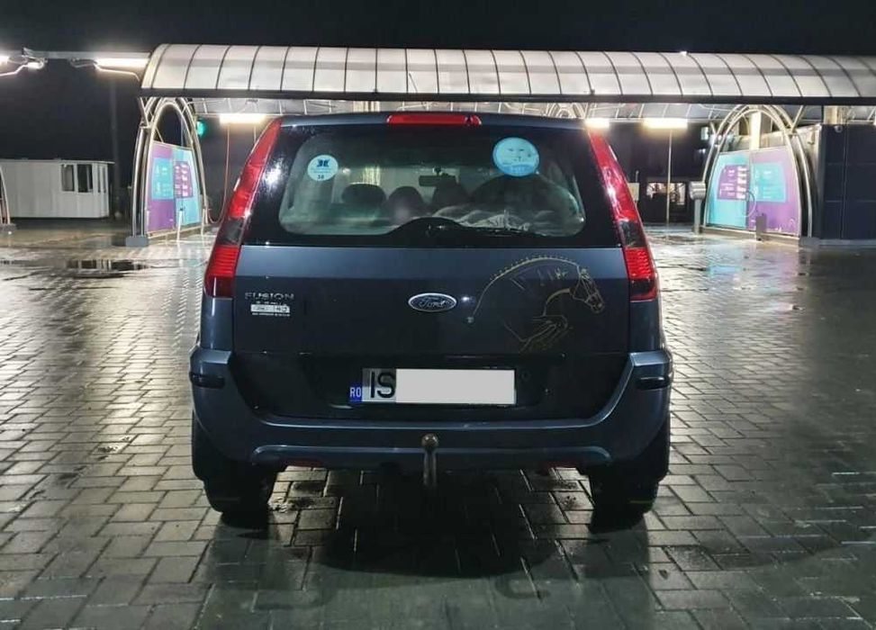 Vand masina pentru rabla 3200 RON (Ford Fusion 2003 defect)