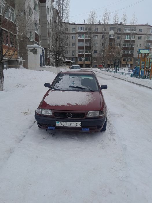 Автомобил сатилады срона