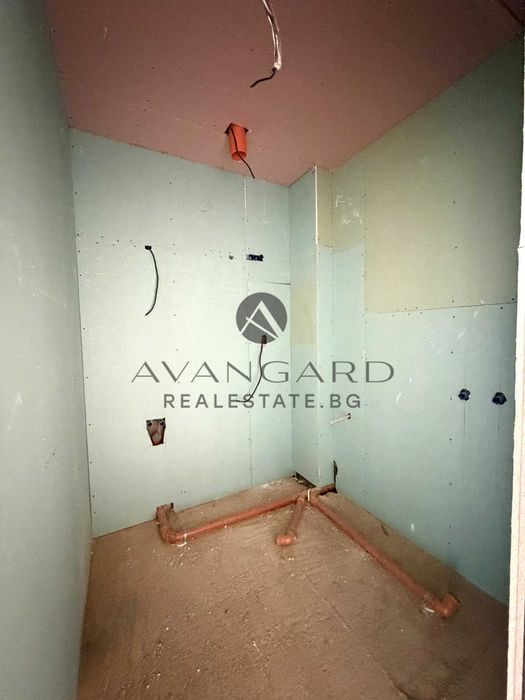 Продава се Къща в Пловдив, Остромила - 220 кв.м за 973 €/кв.м - Снимка #15