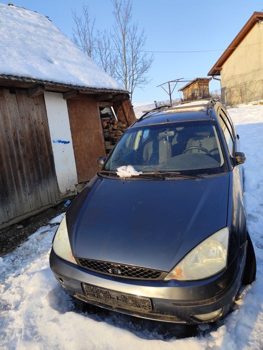 Vând ford focus 1.6 benzina dezmembrari
