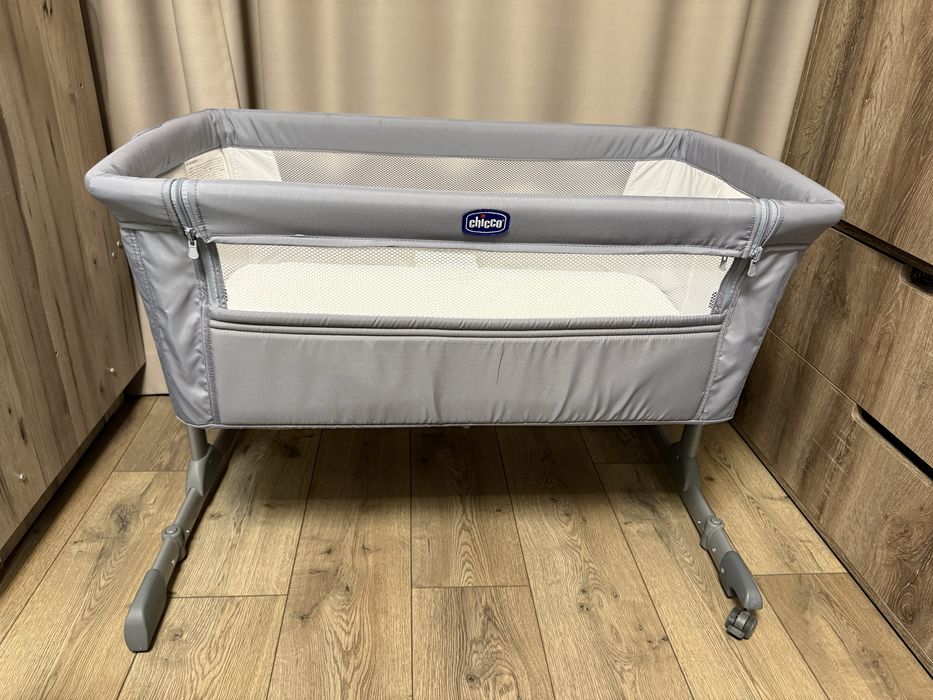 Продавам бебешка кошара Next 2 Me на Chicco