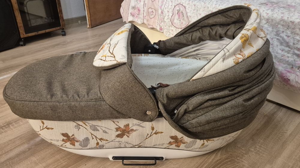 Бебешка количка 3 в 1 Адамекс