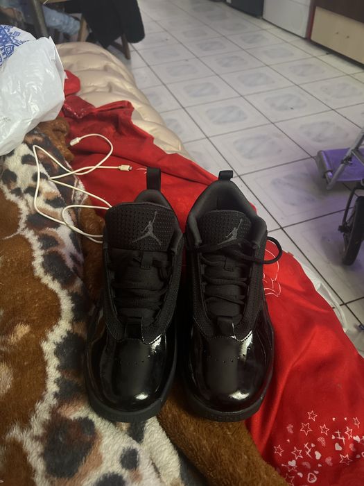 Papuci de vanzare jordan6