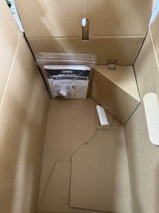 Модуларна каска Shoei Neotec 3-ЧИСТО НОВА