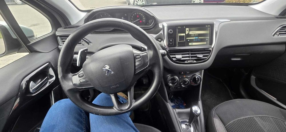 Peugeot 208 1,4 Diesel Automat