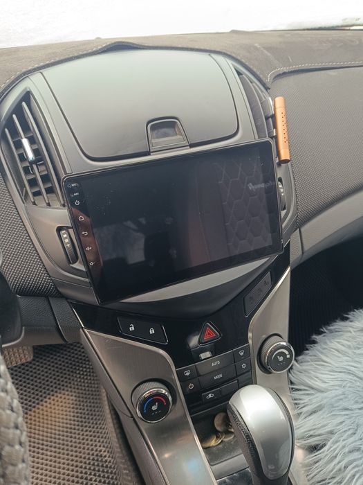 Продам Шевроле Круз