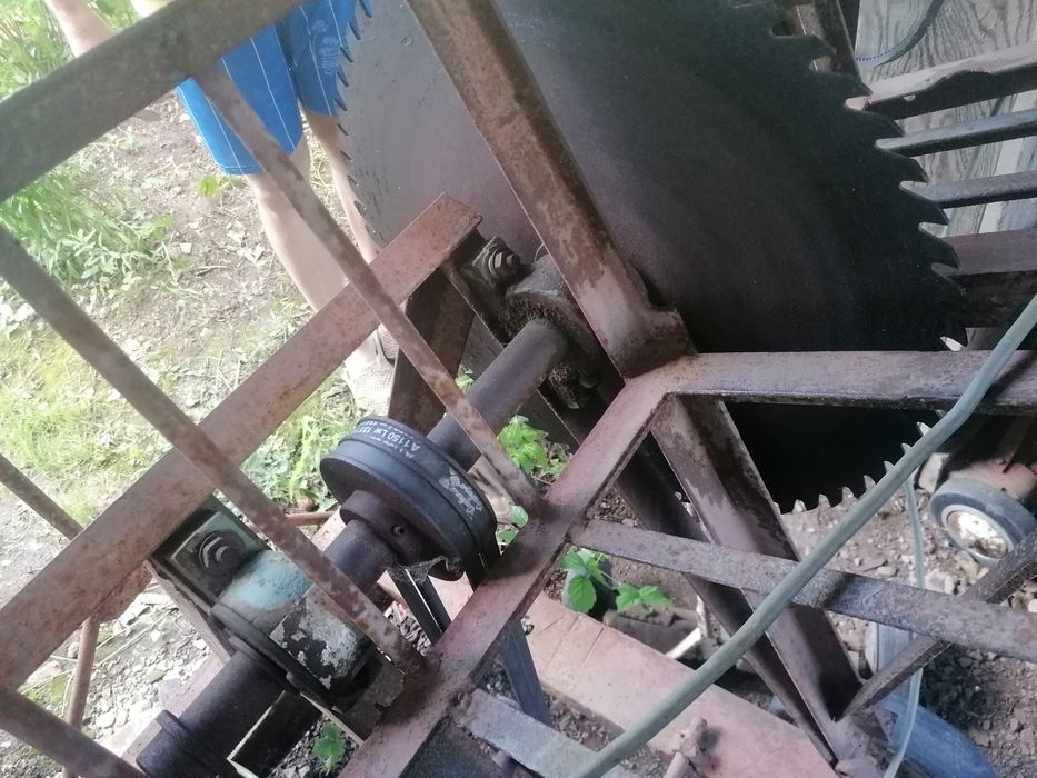 Циркуляр с люлка