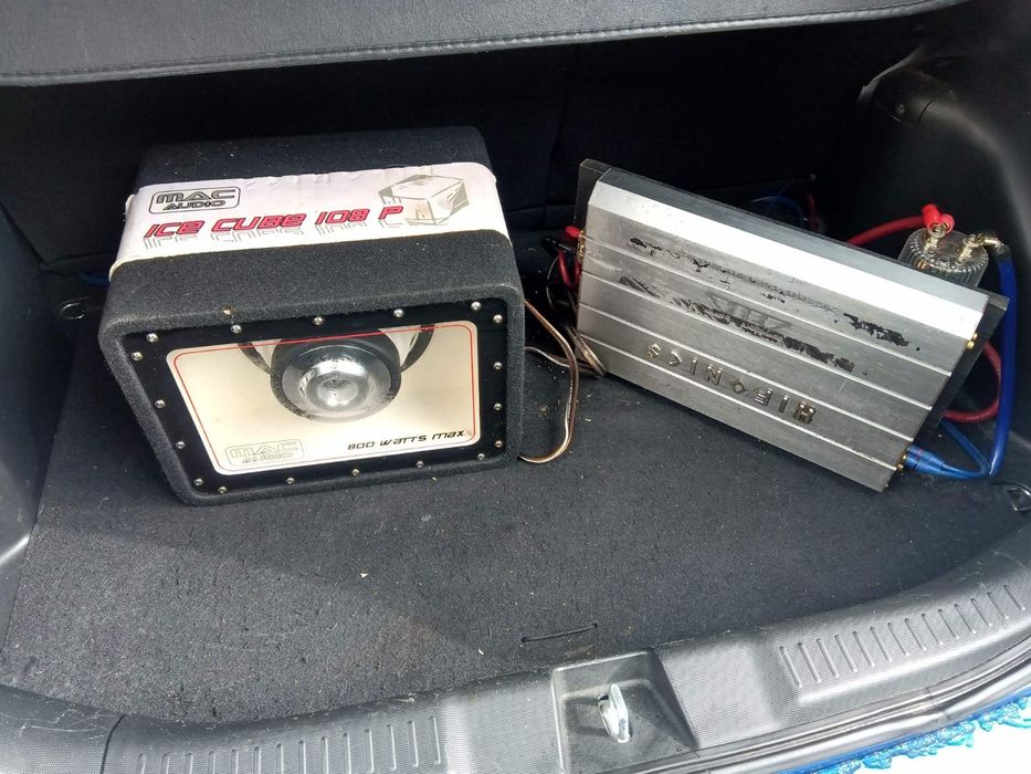 Субуфер +усилвател+кабели и кондензатор