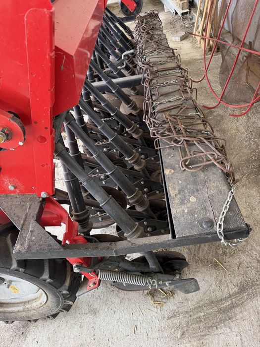 Semanatore paioase MaterMacc 300