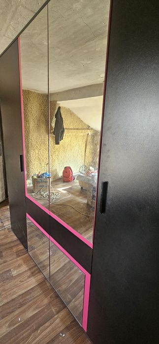 Четирикрилен гардероб цвят тъмно венге