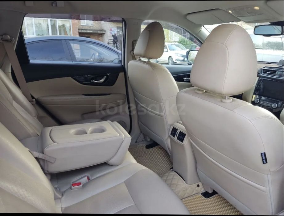 Продам Nissan x-trail 2019