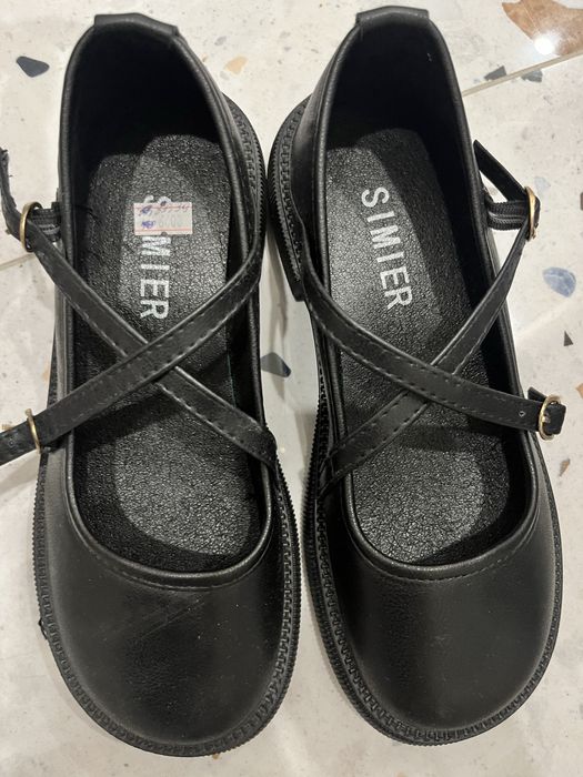 Продам женскую обувь 35 размер