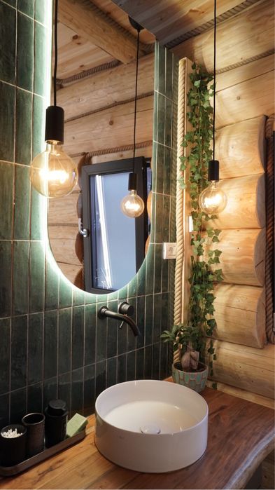 Cabana de busteni unica pe clisura Dunarii