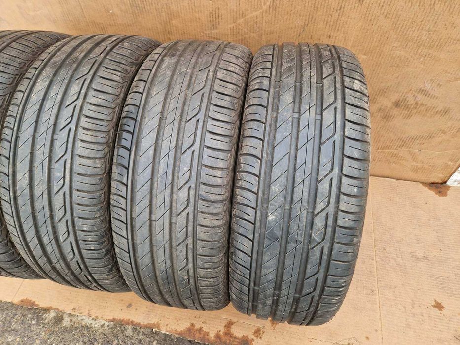 4 Bridgestone R17 215/55  Летни гуми  DOT4019