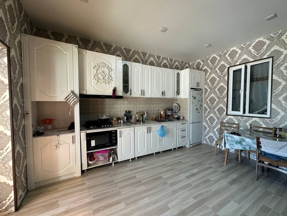 ПРОДАЕТСЯ Дом с ремонтом 6 соток Чирчик №U