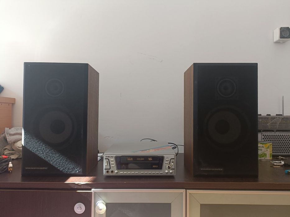 DVCD + Amplifier + Radio + 4.0.         

SONY SUPER DRIVE SYSTEM