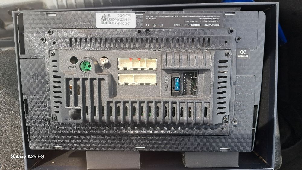 10 дуюмли манитор сотилади