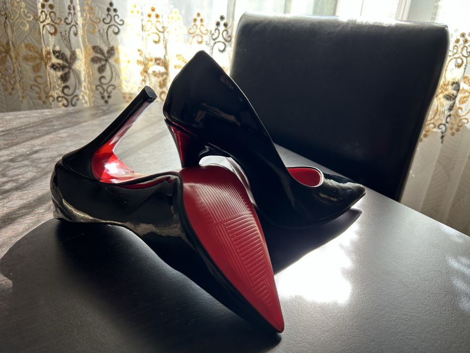Pantofi stiletto 36