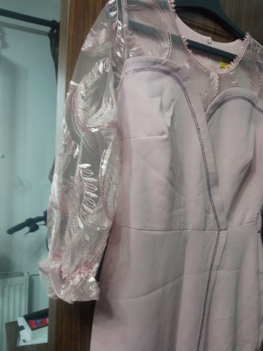 Rochie ocazie purta o singura data