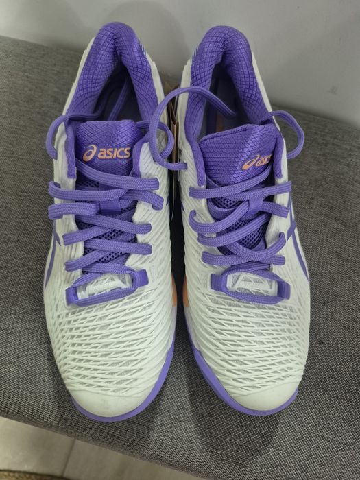 Adidasi Asics marimea 38