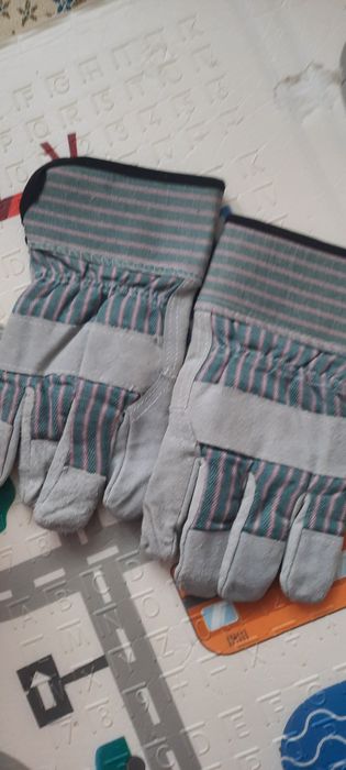 Продам спецодежду