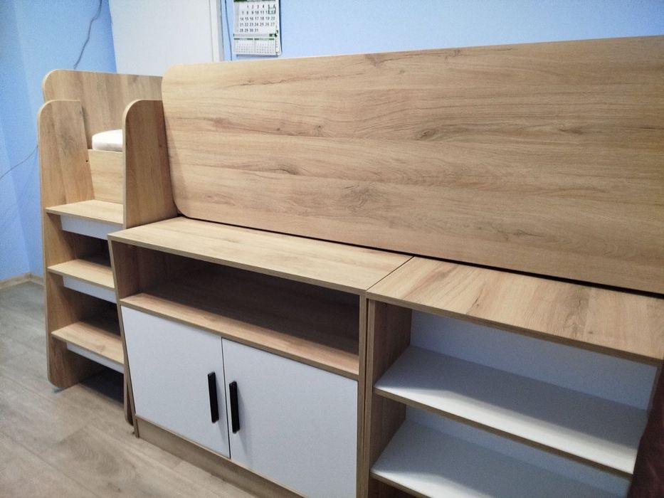 Продавам детско обзавеждане