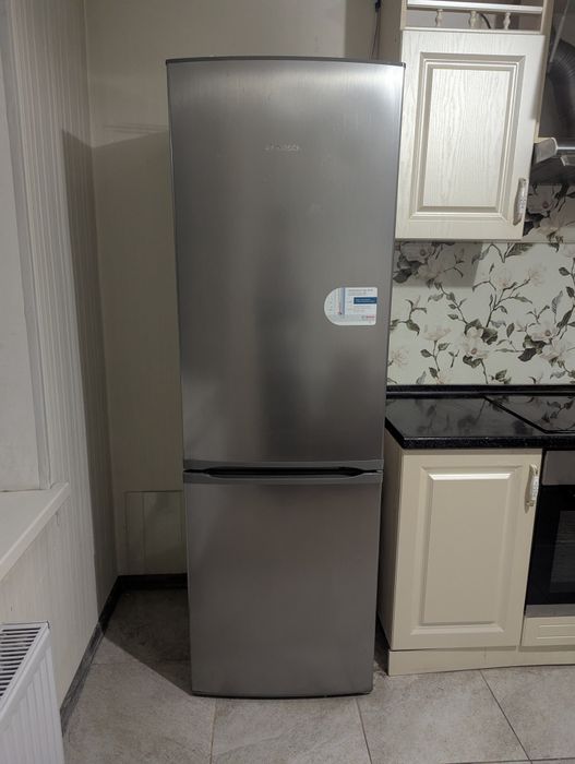 Продам холодильник Bosch