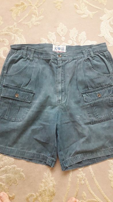 Одежда мужская брюки сорочки