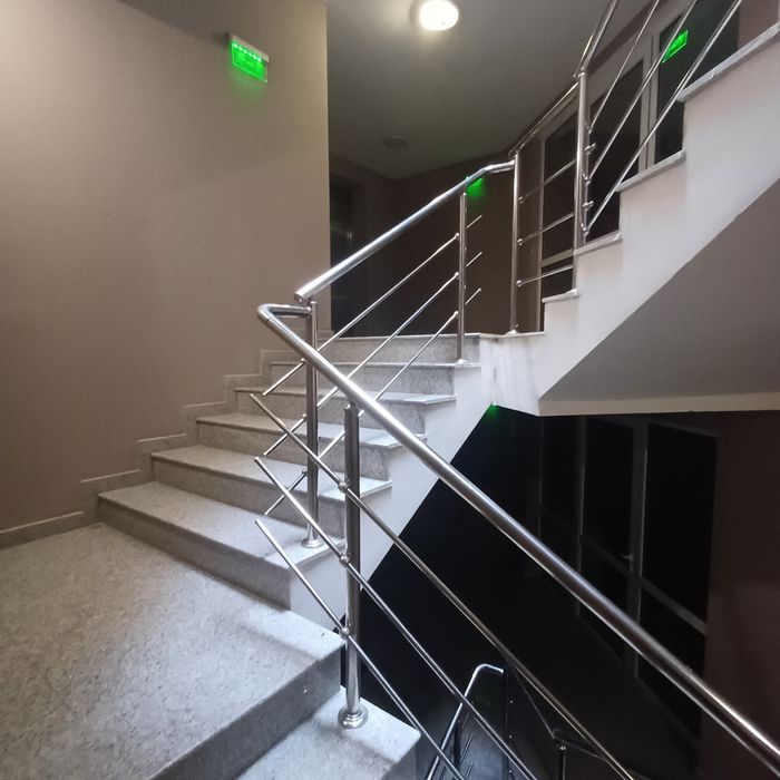 Дава се под наем Тристаен апартамент в София, Младост 3 - 91 кв.м за 714 € - Снимка #1