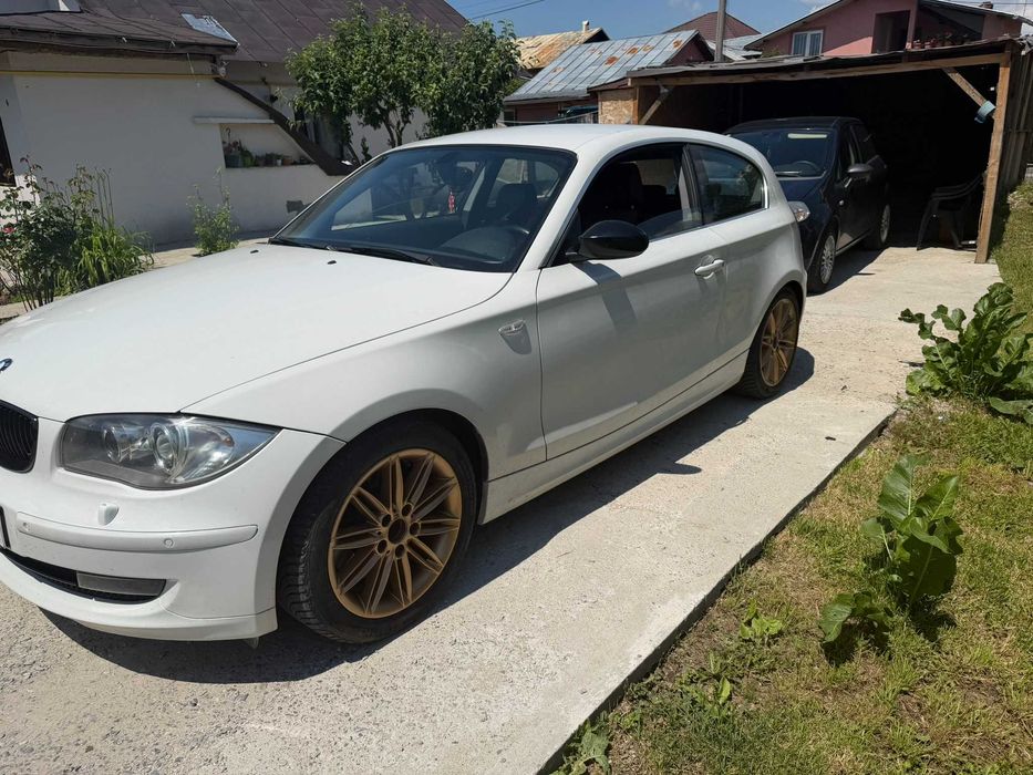 Bmw seria 1 123d 204 cp automat